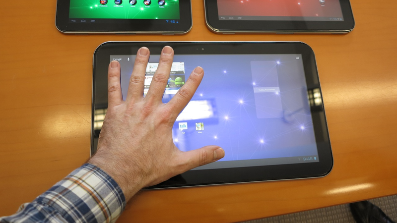 Illustration for article titled Hands On: Toshiba's New Excite Tablets Come In Small, Regular, and Holy Crap